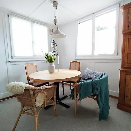Studio Im Dorfkern Von Umgeben Von Einem Garten Lägenhet *